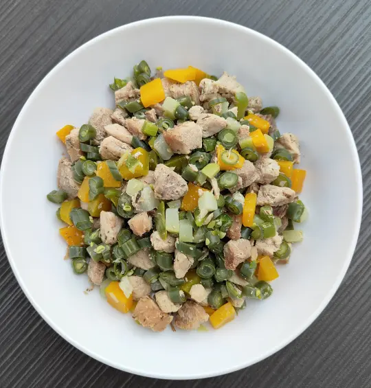 low carbohydrate pork meals for dogs from Hungry Eyes Fresh Dog Food Bangalore. One of the best grain free meals for dogs to support weight loss.